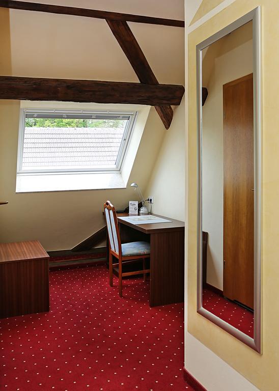 Landhotel Thuermchen Schirgiswalde-Kirschau Екстериор снимка